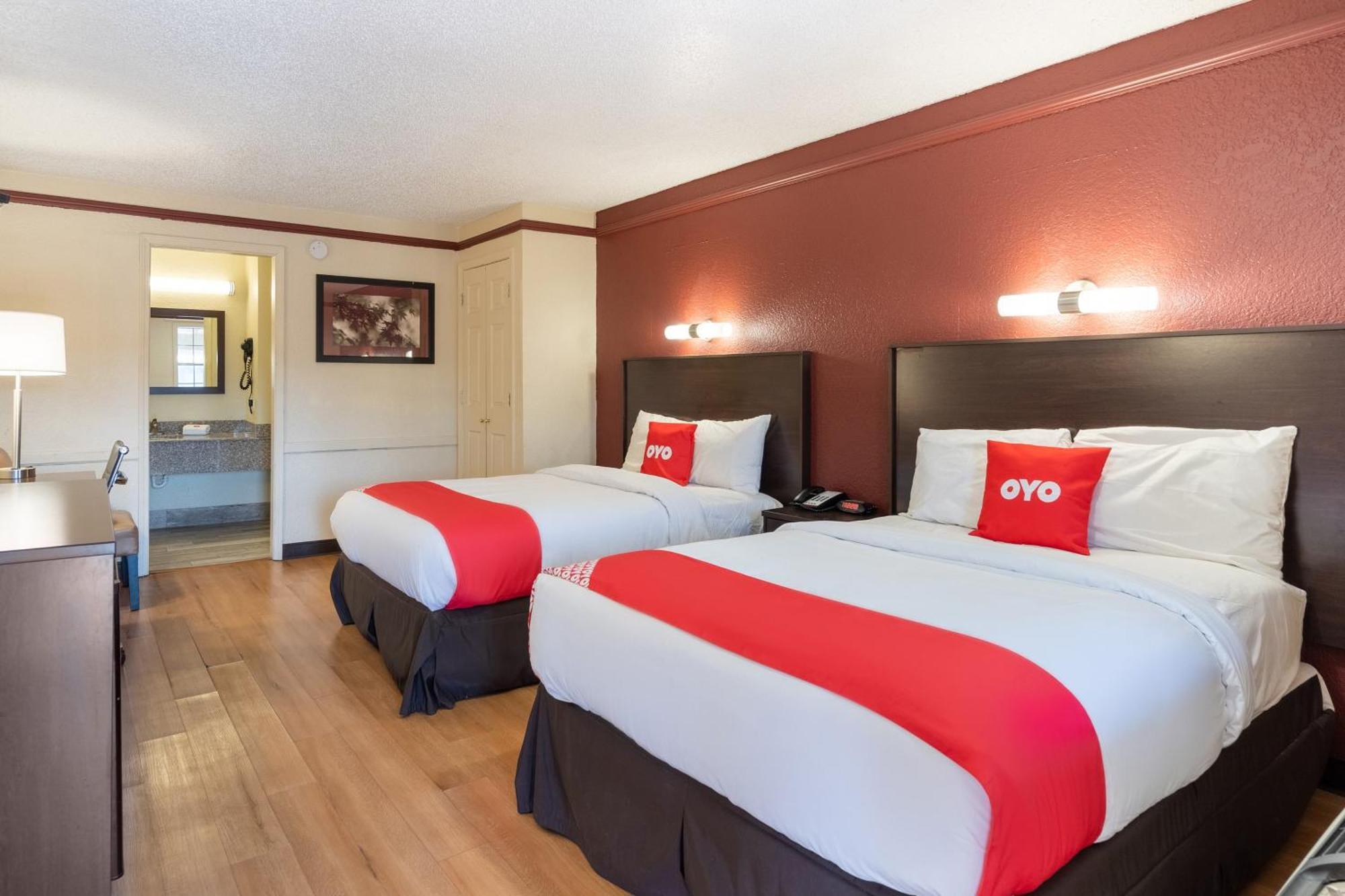 Oyo Hotel Tulsa N Sheridan Rd & Airport Eksteriør billede