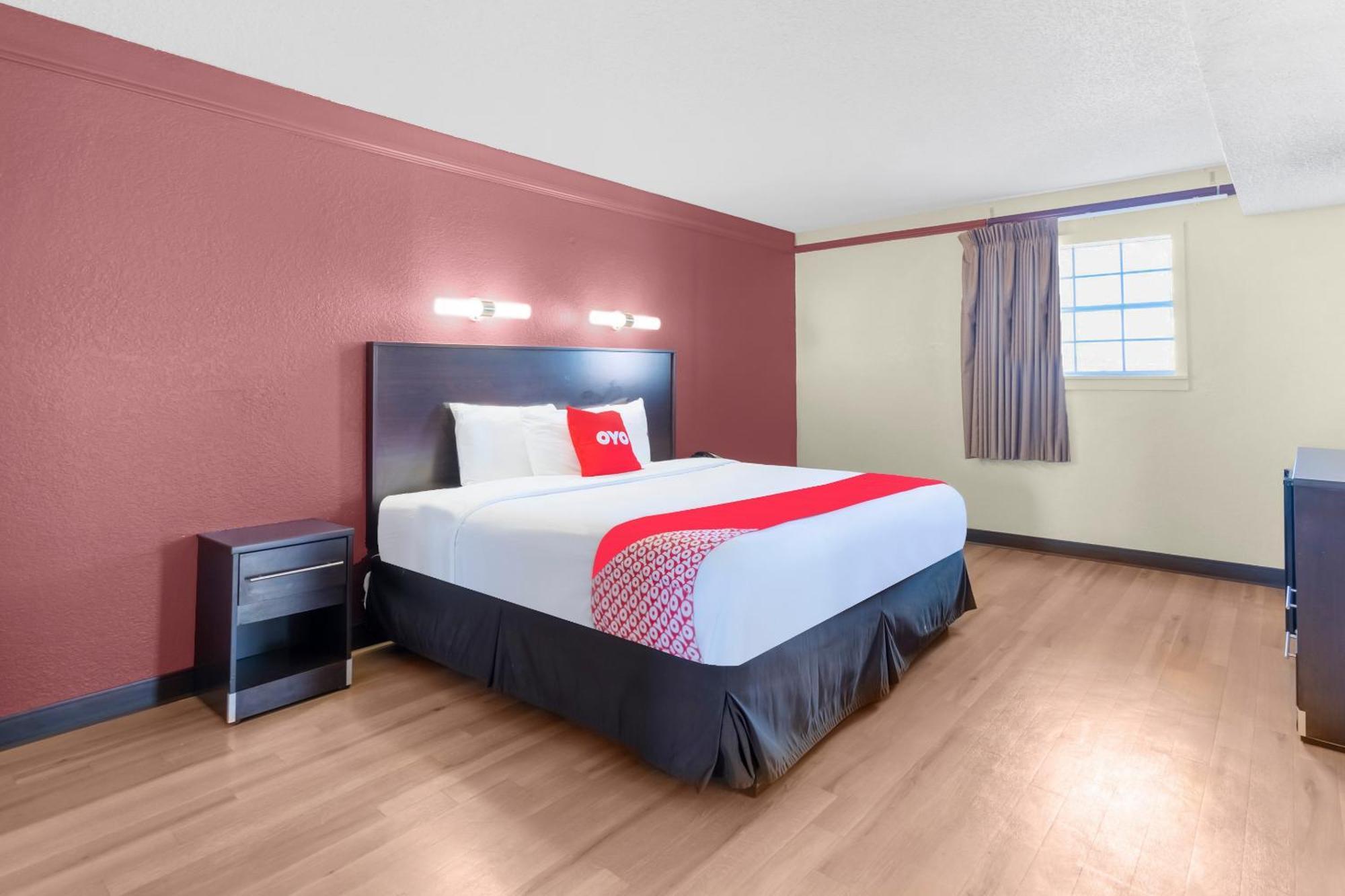 Oyo Hotel Tulsa N Sheridan Rd & Airport Eksteriør billede